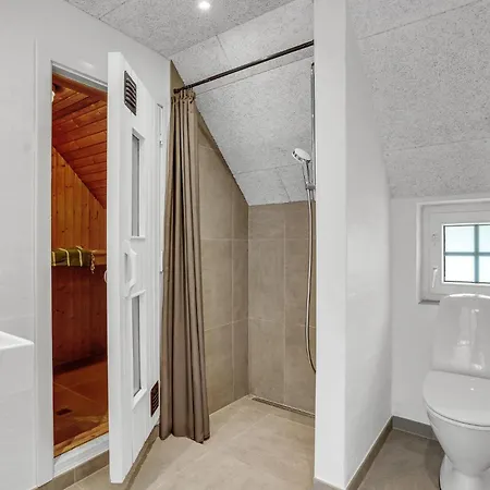 Lovely In With Sauna Vakantiehuis