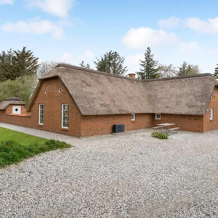 Lovely In With Sauna Semesterbostad *